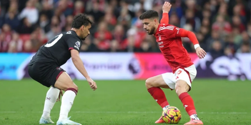 Dự kiến West Ham sẽ tham gia với đội hình 4-2-3-1